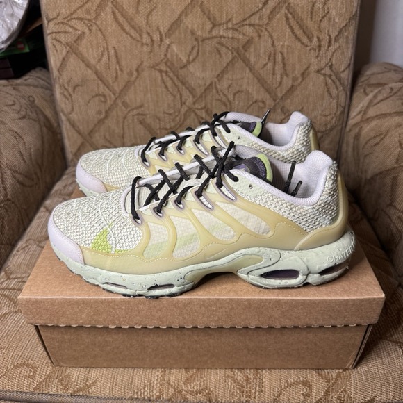 Nike Air Max Terrascape Plus Mens Size 10.5 Green Athletic Shoes Sneakers